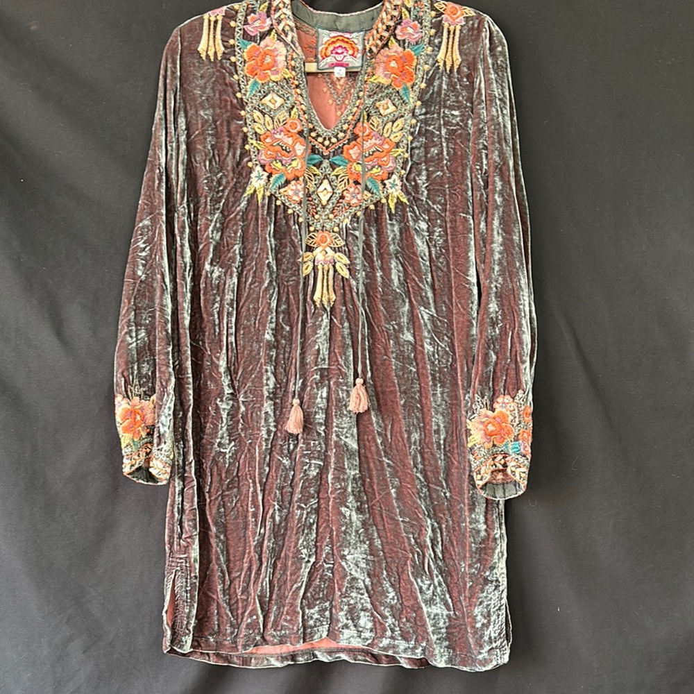 Embroidered Velvet Dress - Brown